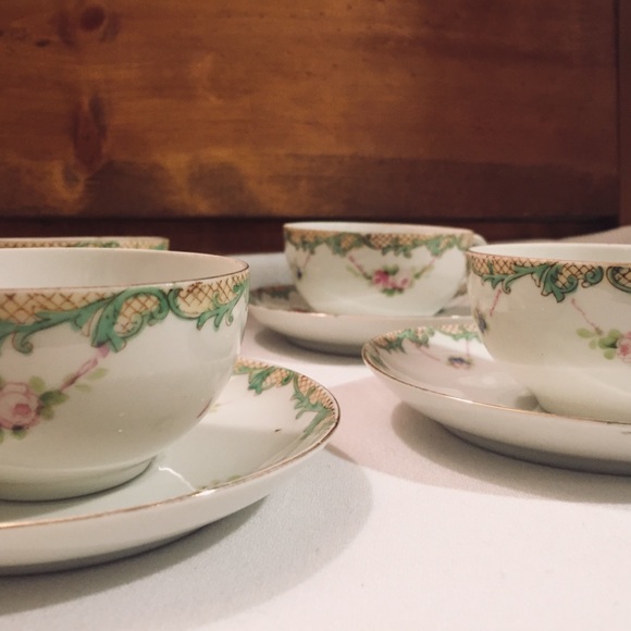 Vintage Noritake Porcelain Yea Cups and Saucers - Picture 3 of 9